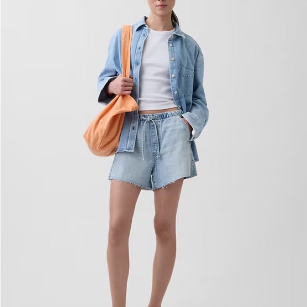 GAP ultrasoft low slung easy drawstring denim shorts